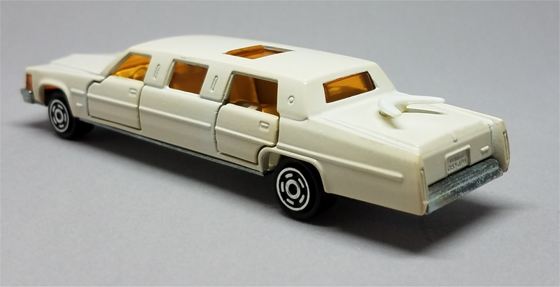 Illustration for article titled Surprise Saturday - Majorette Cadillac Limousine